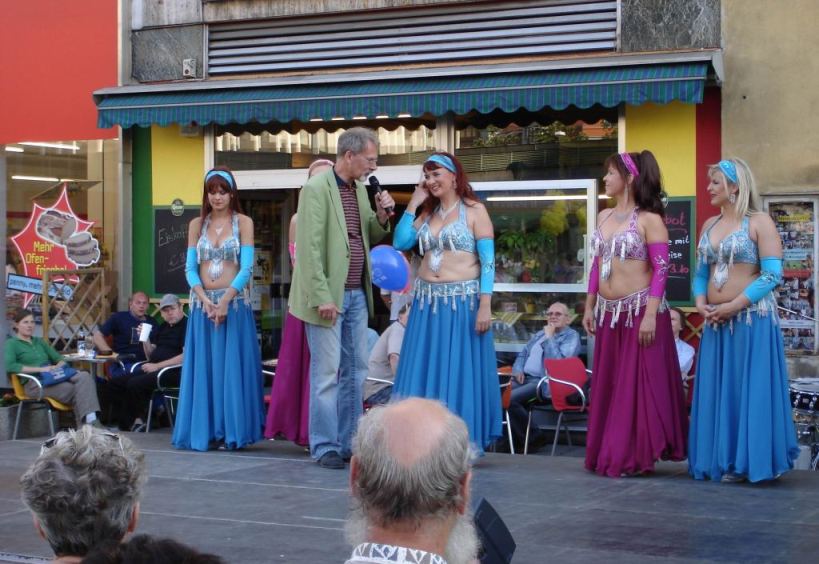 el-kahira Bezirksfestwochen Bauchtanz