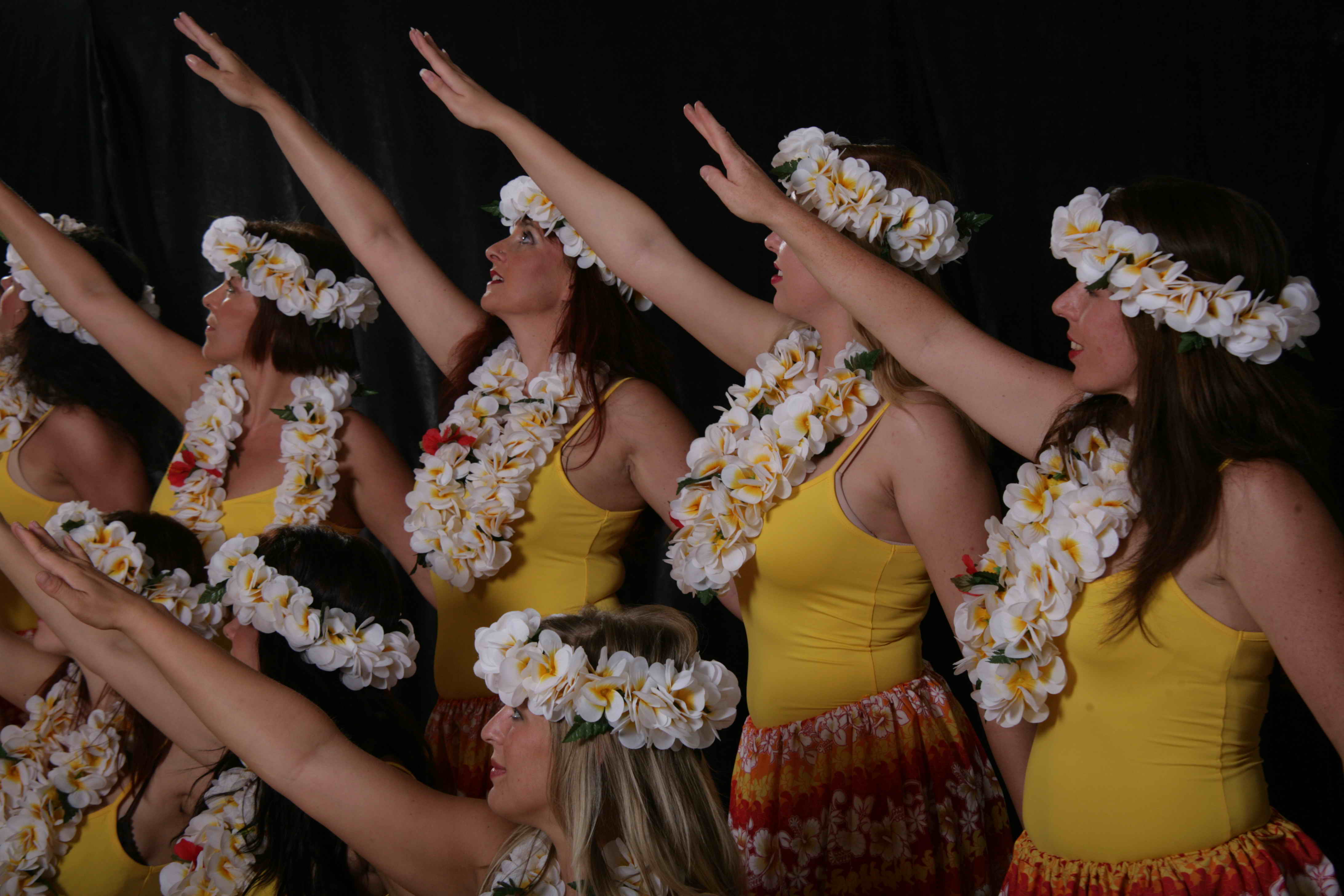 Hulatnzerinne der Bauchtnzgruppe El-Kahira