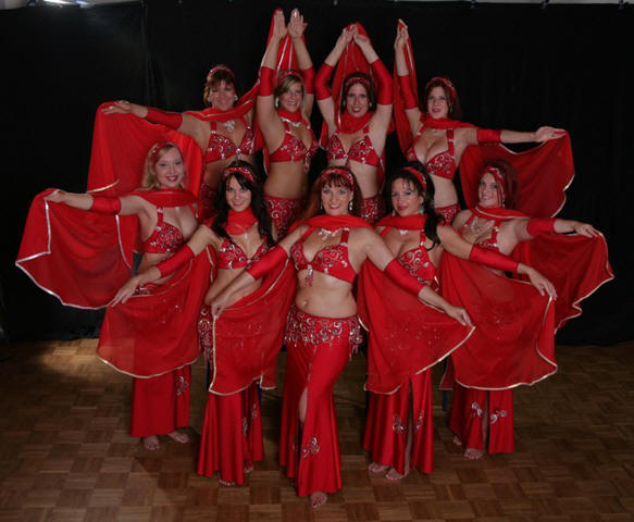 Baucht�nzerinnen der Bauchtanzgruppe El-Kahira