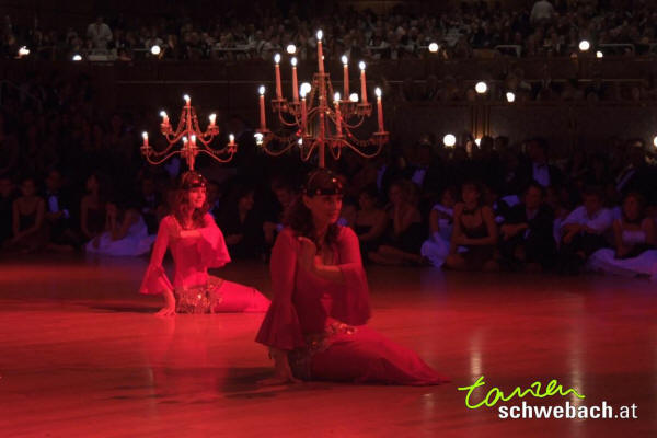 Bauchtnzerinnen leuchtertanz shamadan